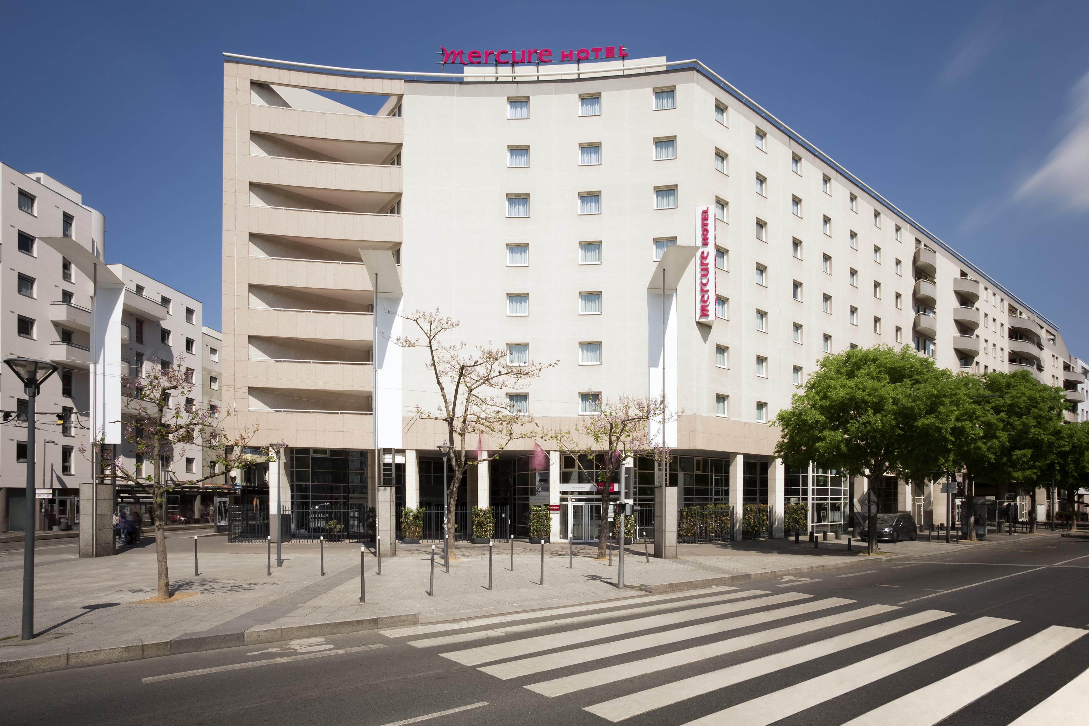 Hotel Mercure Lyon Centre Charpennes Villeurbanne Exterior photo